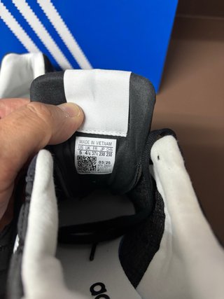 Adidas Adiracer LO Negras talla 37 1/3