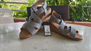 Sandalias cuña grises talla 38