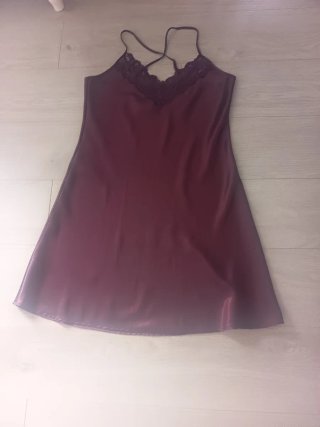 Conjunto camisón y bata burdeos