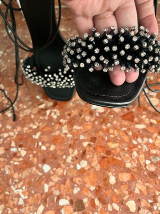 Sandalias Michael Kors con pedrería
