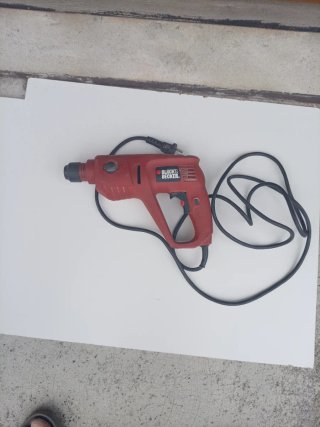 Trapano a percussione Black+Decker