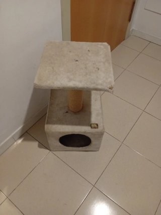 Rascador para gatos Ebi