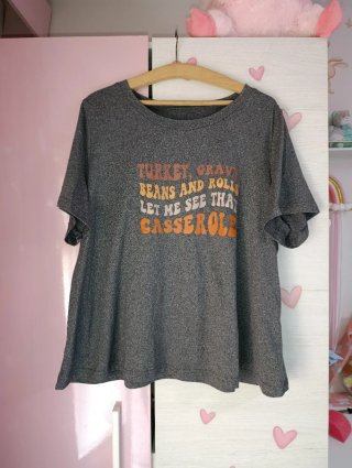 Camiseta Gris con Estampado