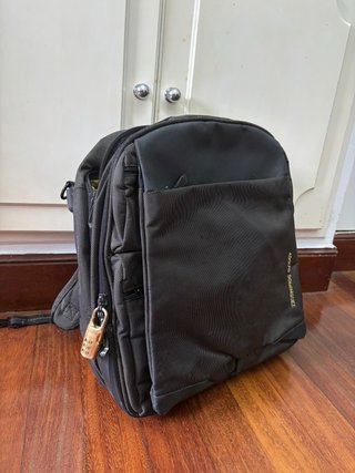 Mochila de Adolfo Dominguez Negra