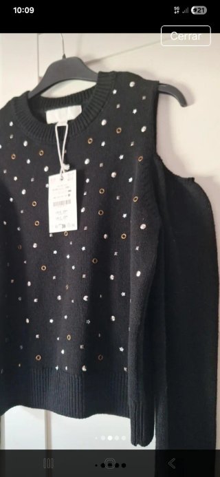 Jersey negro con pedrería