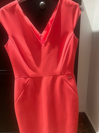 Vestido de Cóctel color Coral