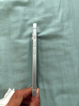 iPhone 15 Plata/Blanco