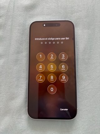 iPhone 15 Plata/Blanco