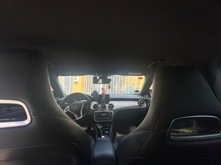 Mercedes-Benz Clase CLA 2015