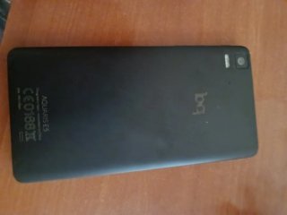 Móvil bq multicolor(leer anuncio por favor)