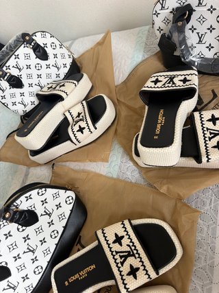 3 Combos de Sandalias y Bolsos Louis Vuitton