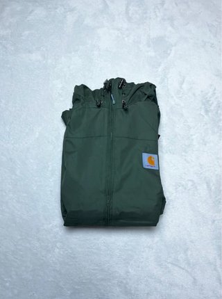 Cortavientos Carhartt verde