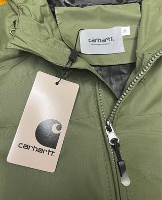 Cortavientos Carhartt verde