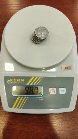 Lote plata. 835 monedas España 2 pesetas 98,70 gr.