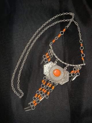 Collar Boho con Cuentas Naranjas
