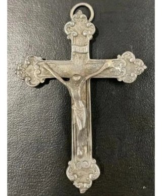 Crucifijo de Plata