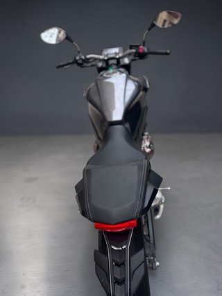 Honda CB650R (2021) carnet A2