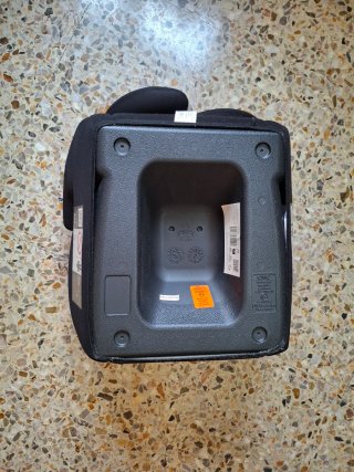 Vendo silla para niño color negro