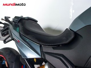 BMW F 900 R
