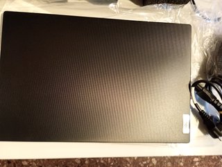 Portátil Lenovo i5-13420H 16GB 512GB SSD