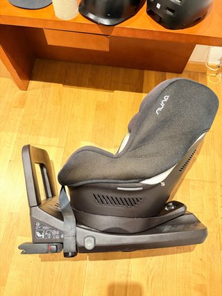 Nuna REBL Plus i-Size, una silla de cochegiratoria