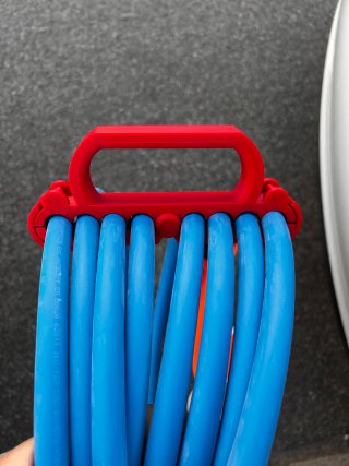 Organizador y Asa para Cable de Carga EV