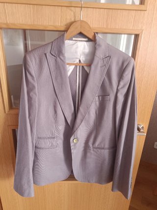 Americana de Caballero Gris