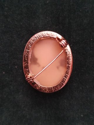 Broche camafeo clásico vintage años 70