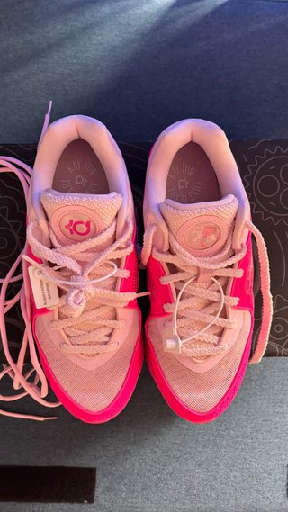 Nike KD 16 “Aunt Pearl” | Talla 42,5 | Nuevas
