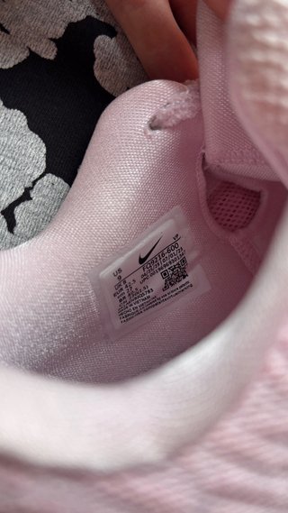 Nike KD 16 “Aunt Pearl” | Talla 42,5 | Nuevas