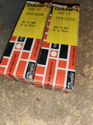 Material frigorifico nuevo danfoss