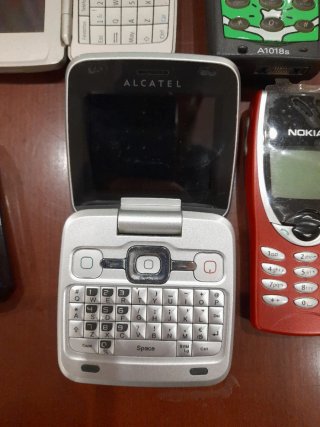 Lote móviles antiguos LG Nokia Alcatel