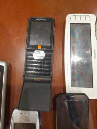 Lote móviles antiguos LG Nokia Alcatel