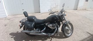Moto honda muy bien cuidada ,siempre en garaje