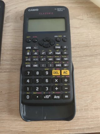 Calculadora Casio fx-82SPXII Classwiz Iberia