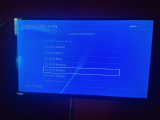 PlayStation 4 con 2 controller e 2 giochi