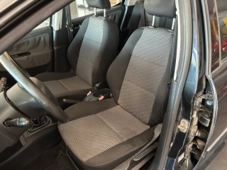 Peugeot 207 año 2010