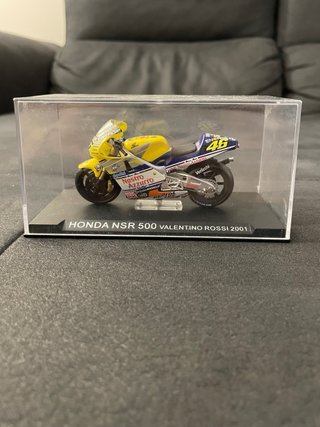 Miniatura Moto Honda NSR 500 Valentino Rossi