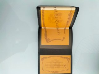 A ESTRENAR  Cartera de Piel para Caballero