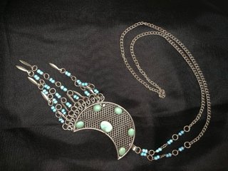 Collar Boho de Luna con Turquesas