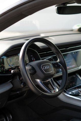 Audi Q8 55 TFSI e quattro S line - Etiqueta CERO