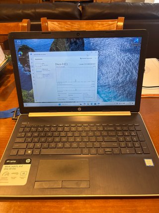 HP 15 i7-8565U 8GB RAM SSD 240GB Windows 11