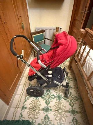 Carrito Bugaboo Camaleón 2  fundas rojas