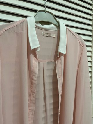 Camisa Bershka semitransparente Rosa Blanca S