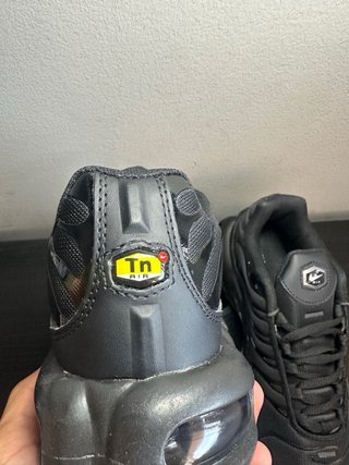 Zapatillas Nike TN Negras