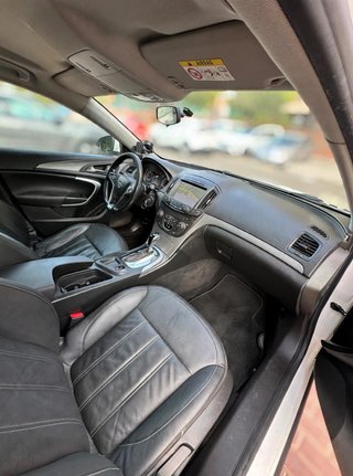 OPEL INSIGNIA ST 130cv SELECTIVE AUTOMÁTICO 2015