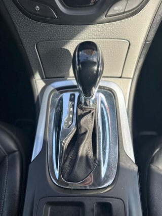 OPEL INSIGNIA ST 130cv SELECTIVE AUTOMÁTICO 2015