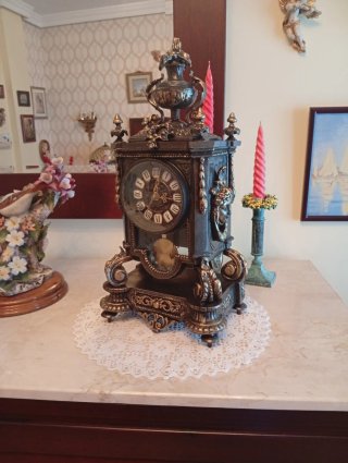 Reloj de Bronce Macizo