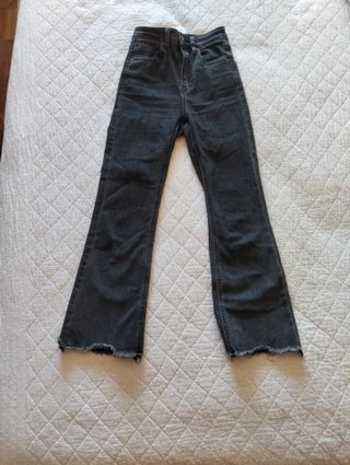 Vaqueros Stradivarius negros D78 Cropped flare