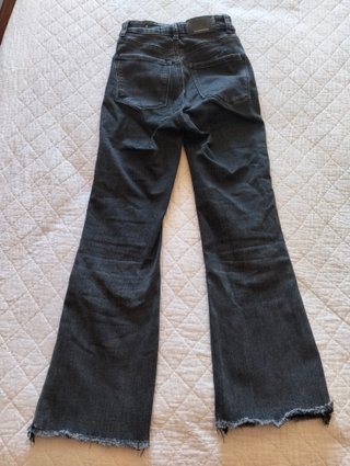 Vaqueros Stradivarius negros D78 Cropped flare